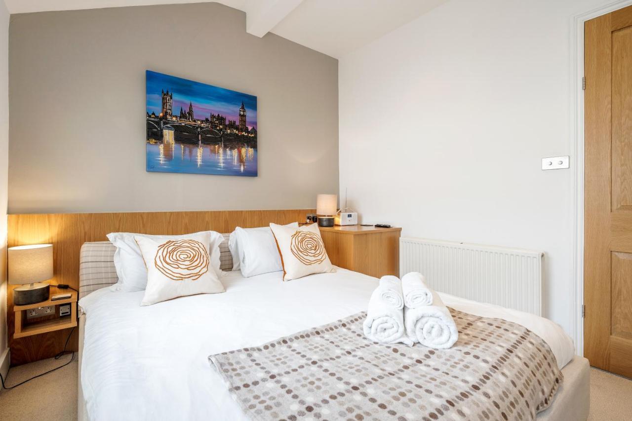 Luxurious Mews House Next To Hyde Park Appartement Londres